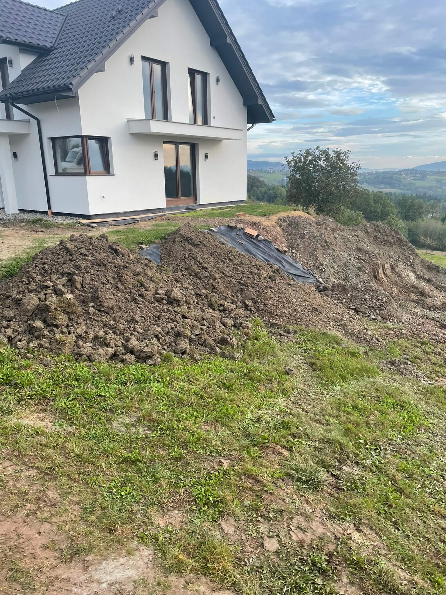 usługi koparką trzetrzewina