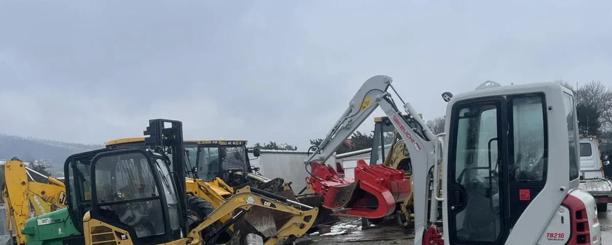 Minikoparka Takeuchi TB216 i maszyny do robót ziemnych RentBud
